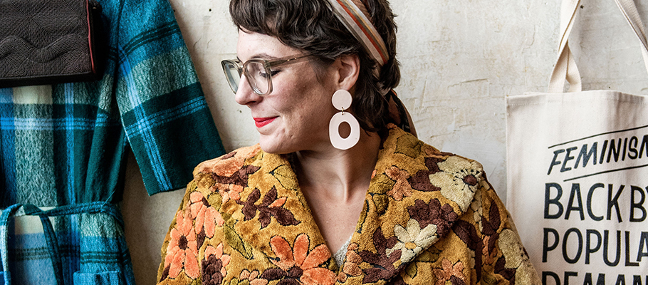 Thrifter Amanda Baumann wearing a colorful blazer