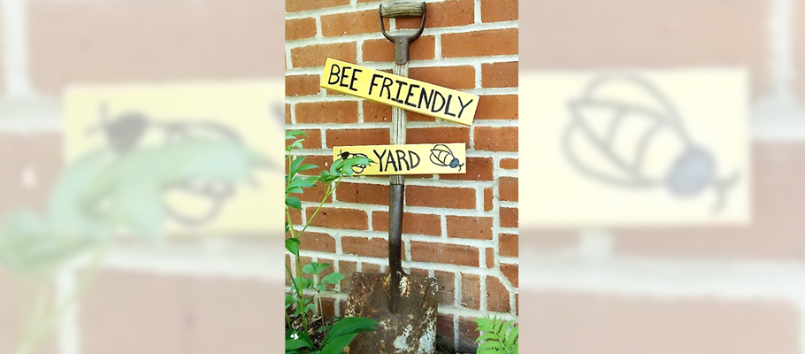 Bee pollinator yard sign