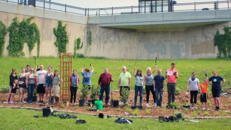 Minnesota Water Stewards standing in a group in a garden
