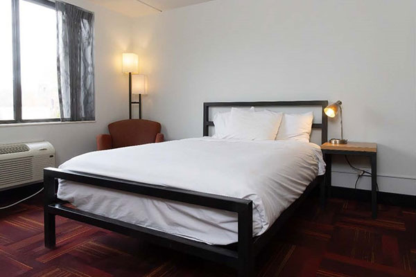 University Inn bedroom